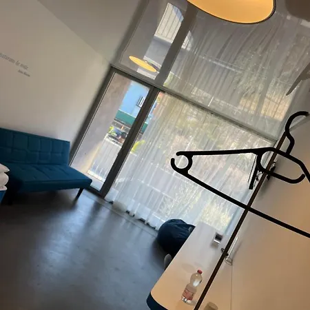 Chromotel Self Check-in Hotel Mezzovico