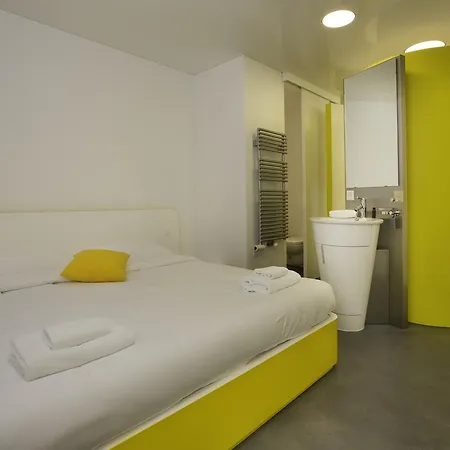 Chromotel Self Check-in Hotel 3*