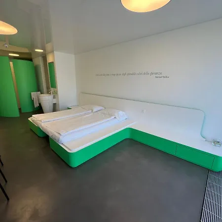 Chromotel Self Check-in Hotel Mezzovico